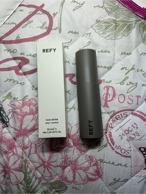 REFY Face Setter Setting Spray